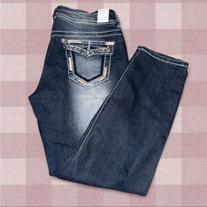 Maurices Low Rise Blue Jeans Size 5/6 Bedazzled Pockets